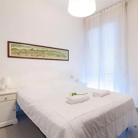 Maffeihouse 5 Min To Hospital Apartment Verona
