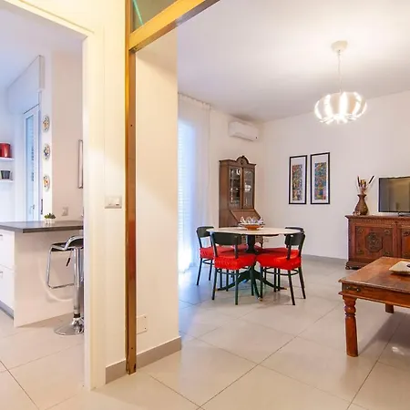 Maffeihouse 5 Min To Hospital Apartment